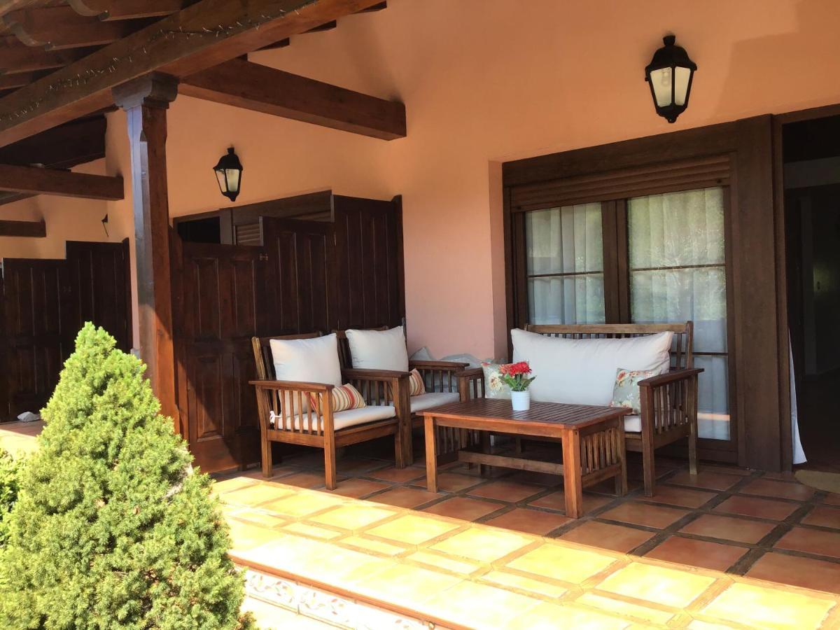 Apartamentos El Pedrayu Onis Bagian luar foto