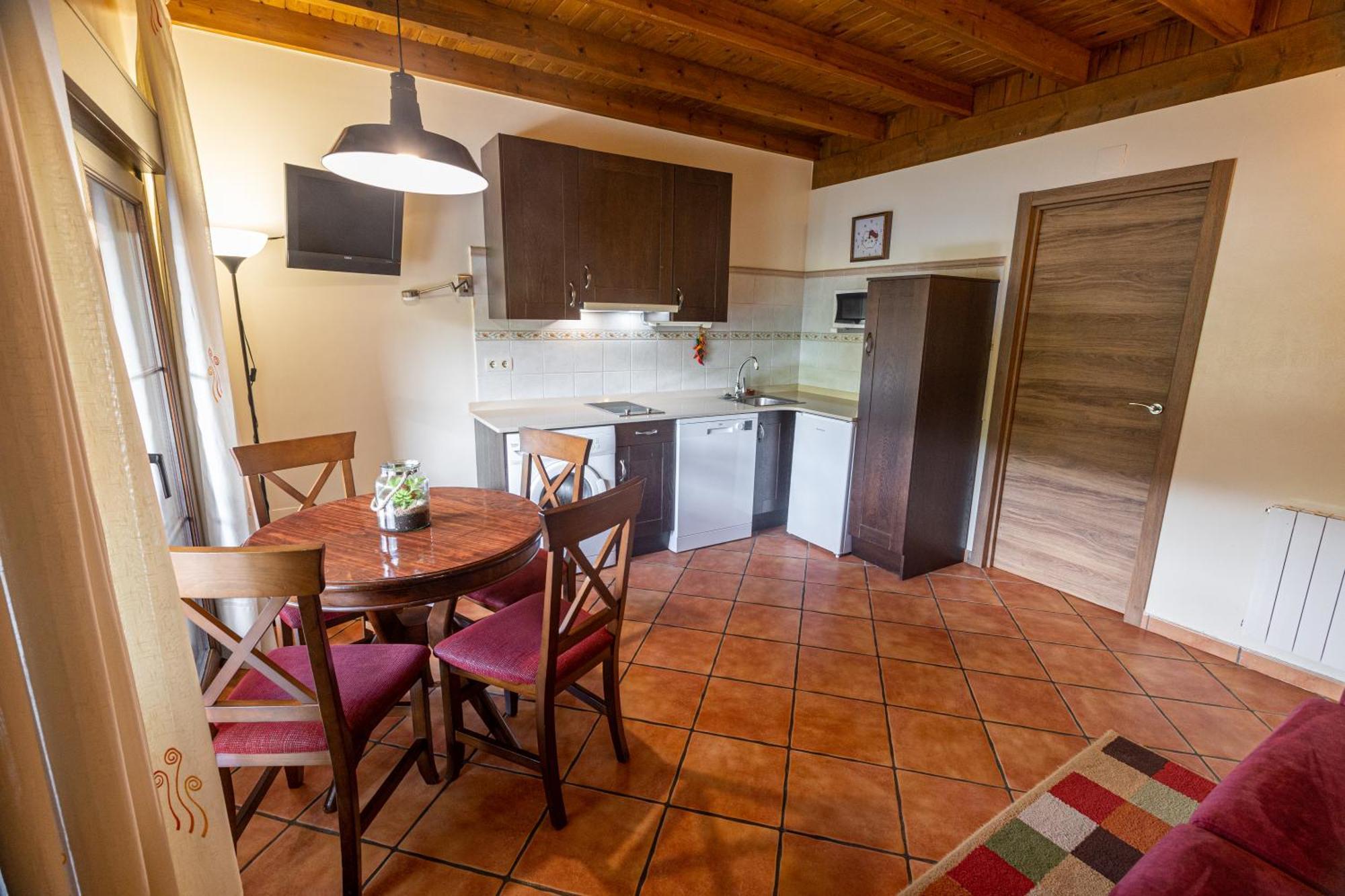 Apartamentos El Pedrayu Onis Bagian luar foto