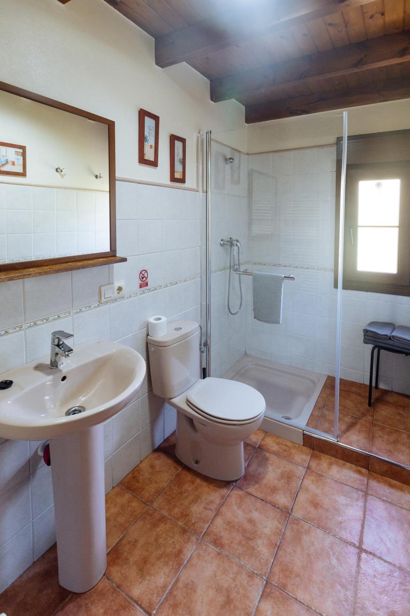 Apartamentos El Pedrayu Onis Bagian luar foto